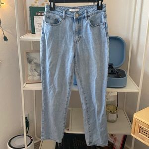 PacSun Light Wash Mom Jeans